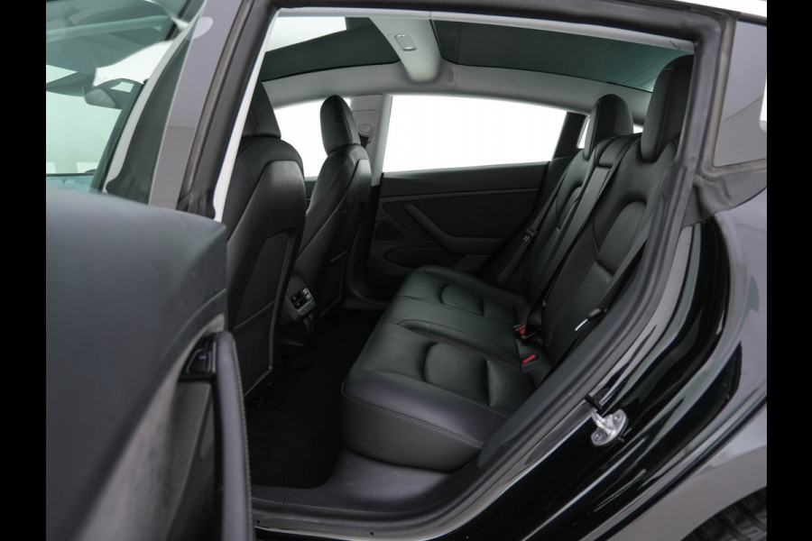 Tesla Model 3 Long Range AWD 75 kWh [ 3-Fase ] (INCL-BTW) Aut. *PANO | AUTO-PILOT | FULL-LEATHER | KEYLESS | FULL-LED | MEMORY-PACK | SURROUND-VIEW | DAB | CARPLAY | DIGI-COCKPIT | LANE-ASSIST | COMFORT-SEATS | 19"ALU*