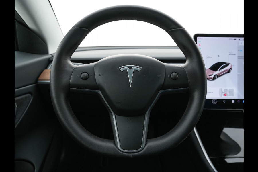 Tesla Model 3 Long Range AWD 75 kWh [ 3-Fase ] (INCL-BTW) Aut. *PANO | AUTO-PILOT | FULL-LEATHER | KEYLESS | FULL-LED | MEMORY-PACK | SURROUND-VIEW | DAB | CARPLAY | DIGI-COCKPIT | LANE-ASSIST | COMFORT-SEATS | 19"ALU*