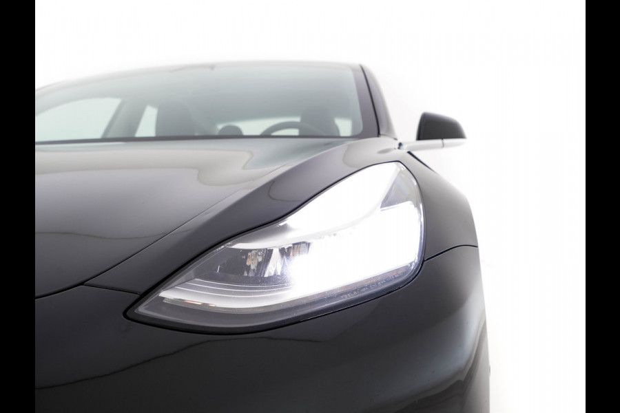 Tesla Model 3 Long Range AWD 75 kWh [ 3-Fase ] (INCL-BTW) Aut. *PANO | AUTO-PILOT | FULL-LEATHER | KEYLESS | FULL-LED | MEMORY-PACK | SURROUND-VIEW | DAB | CARPLAY | DIGI-COCKPIT | LANE-ASSIST | COMFORT-SEATS | 19"ALU*