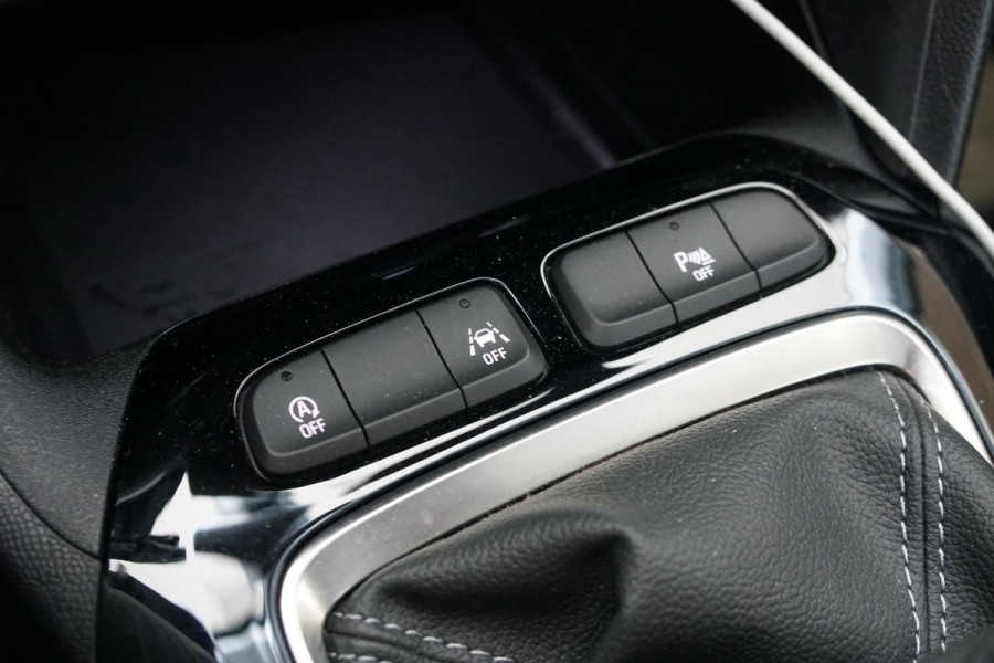 Opel Corsa 1.2 Edition + CAMERA / APPLE CARPLAY