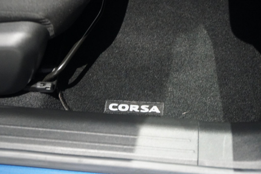 Opel Corsa 1.2 Edition + CAMERA / APPLE CARPLAY