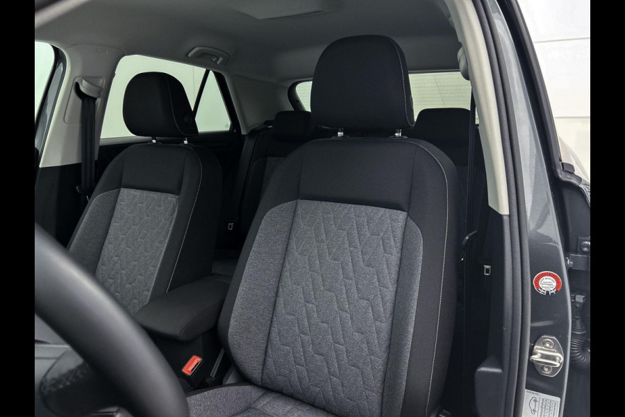 Volkswagen T-Roc 1.5 TSI MOVE DSG AD-CRUISE CAMERA CLIMA TREKHAAK