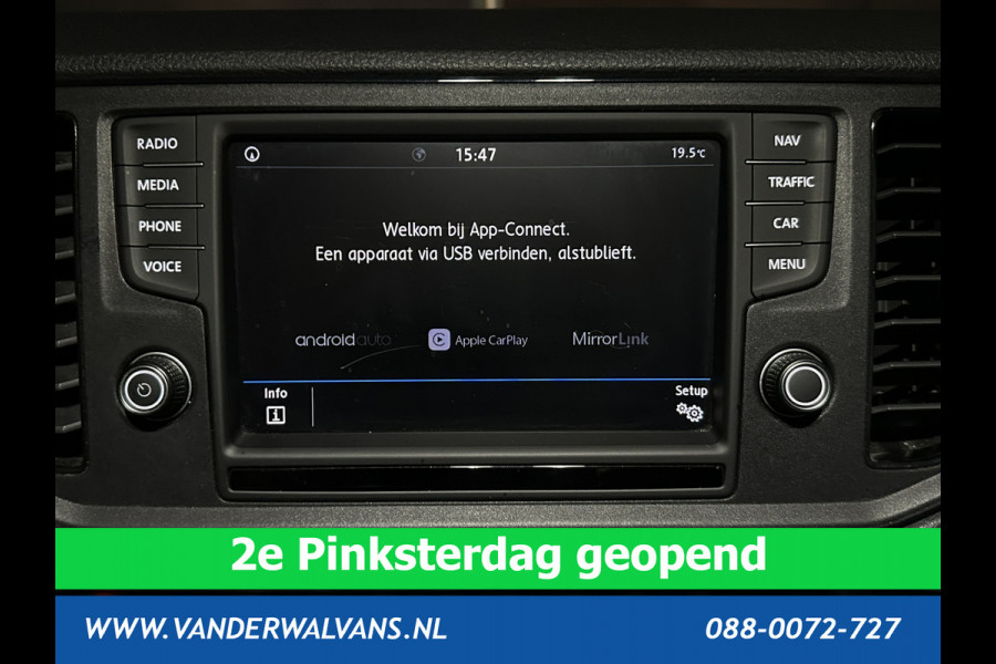Volkswagen Crafter 2.0 TDI 140pk L3H3 Euro6 Airco | Navigatie | Apple carplay | Camera | Adaptieve Cruisecontrol android auto, parkeersensoren, verwarmde voorruit, bijrijdersbank, 3000kg trekvermogen