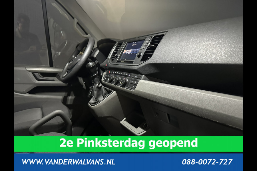 Volkswagen Crafter 2.0 TDI 140pk L3H3 Euro6 Airco | Navigatie | Apple carplay | Camera | Adaptieve Cruisecontrol android auto, parkeersensoren, verwarmde voorruit, bijrijdersbank, 3000kg trekvermogen