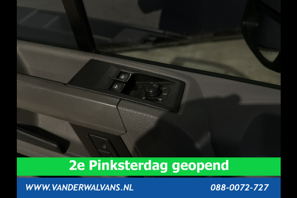 Volkswagen Crafter 2.0 TDI 140pk L3H3 Euro6 Airco | Navigatie | Apple carplay | Camera | Adaptieve Cruisecontrol android auto, parkeersensoren, verwarmde voorruit, bijrijdersbank, 3000kg trekvermogen