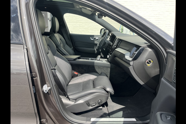 Volvo XC60 2.0 T8 Plug-in hybrid AWD R-Design | Memory stoelen | Harman Kardon | Lucht vering | Zwenkbare trekhaak | Stoel massage+verkoeli