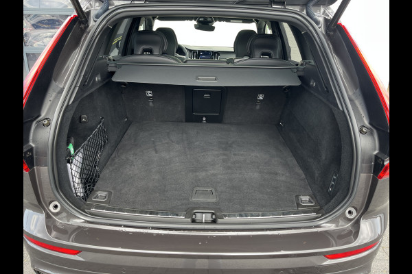Volvo XC60 2.0 T8 Plug-in hybrid AWD R-Design | Memory stoelen | Harman Kardon | Lucht vering | Zwenkbare trekhaak | Stoel massage+verkoeli