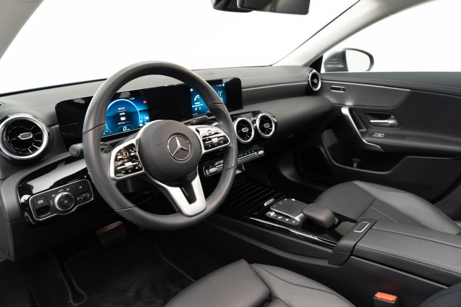 Mercedes-Benz CLA-Klasse Shooting Brake CLA250 e |Panorama|Leder|Dodehoek|Carplay|
