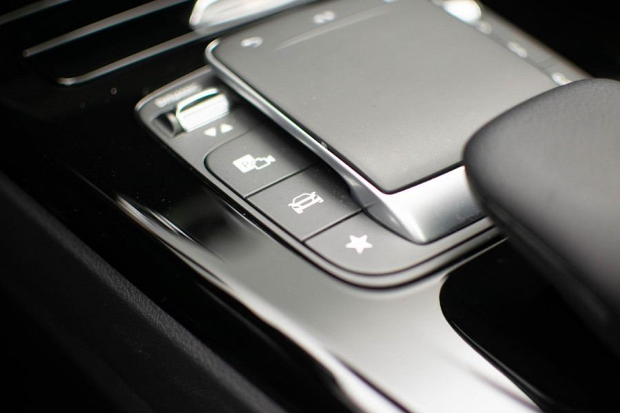 Mercedes-Benz CLA-Klasse Shooting Brake CLA250 e |Panorama|Leder|Dodehoek|Carplay|