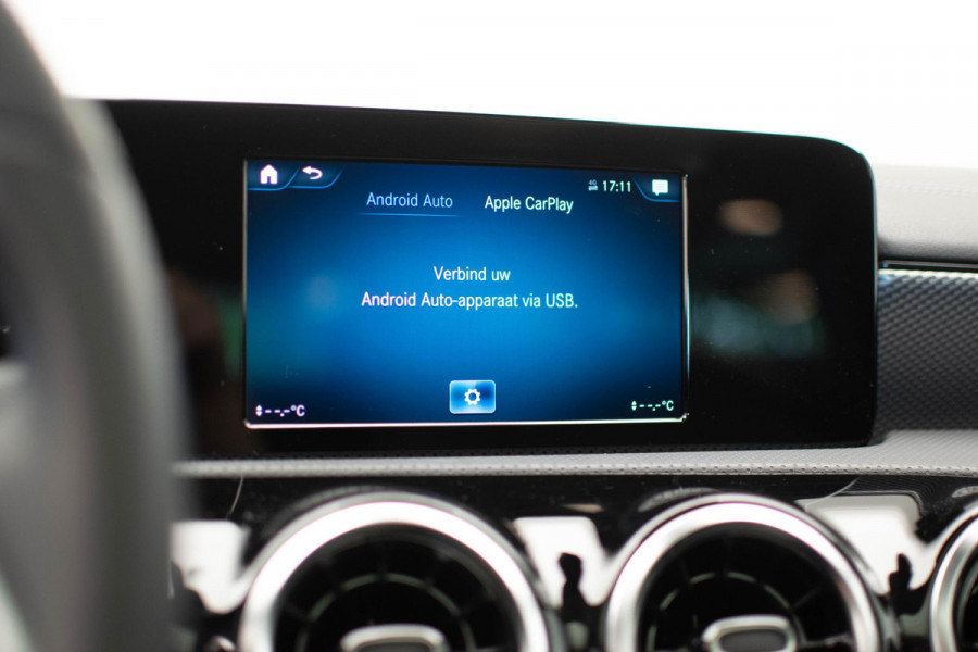 Mercedes-Benz CLA-Klasse Shooting Brake CLA250 e |Panorama|Leder|Dodehoek|Carplay|