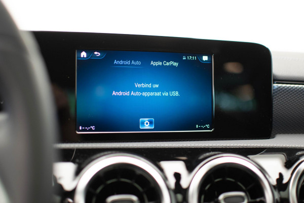 Mercedes-Benz CLA-Klasse Shooting Brake CLA250 e |Panorama|Leder|Dodehoek|Carplay|