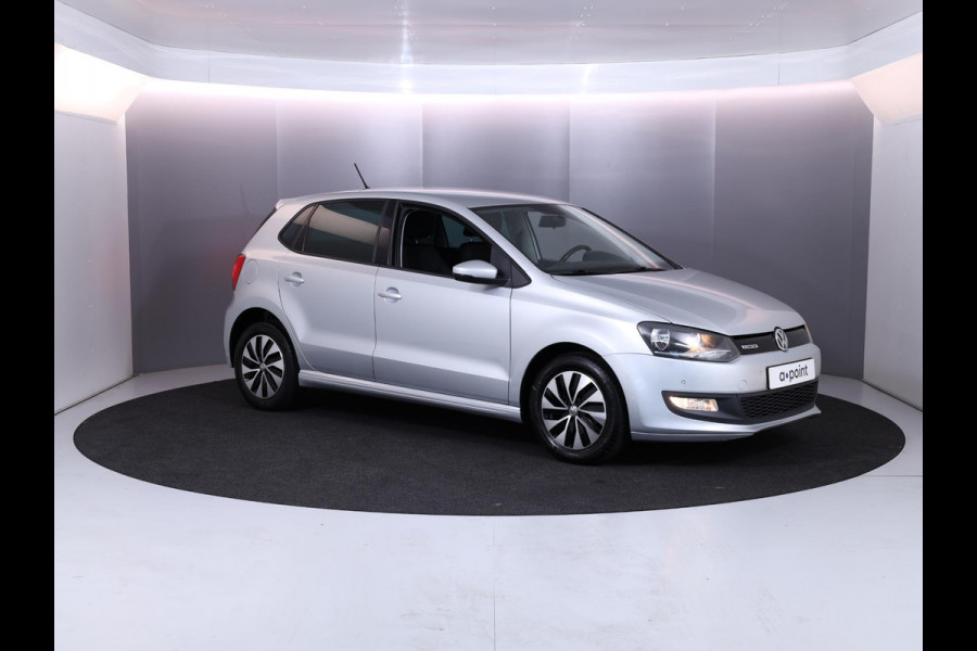 Volkswagen Polo 1.0 BlueMotion Edition 95pk 5bak| Airco| trekhaak| 15'LM-velgen| extra getint glas