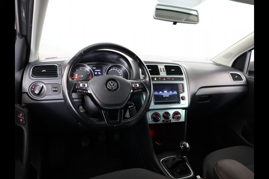 Volkswagen Polo 1.0 BlueMotion Edition 95pk 5bak| Airco| trekhaak| 15'LM-velgen| extra getint glas