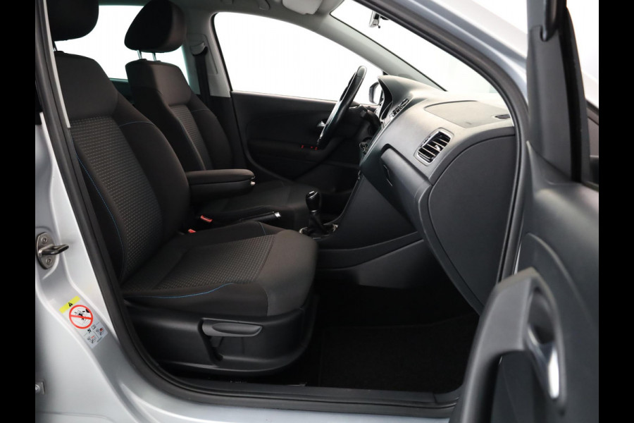 Volkswagen Polo 1.0 BlueMotion Edition 95pk 5bak| Airco| trekhaak| 15'LM-velgen| extra getint glas