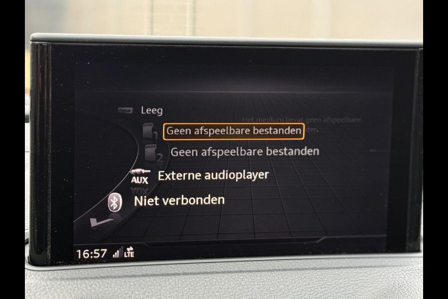 Audi A3 Limousine 30 TFSI Sport CarPlay