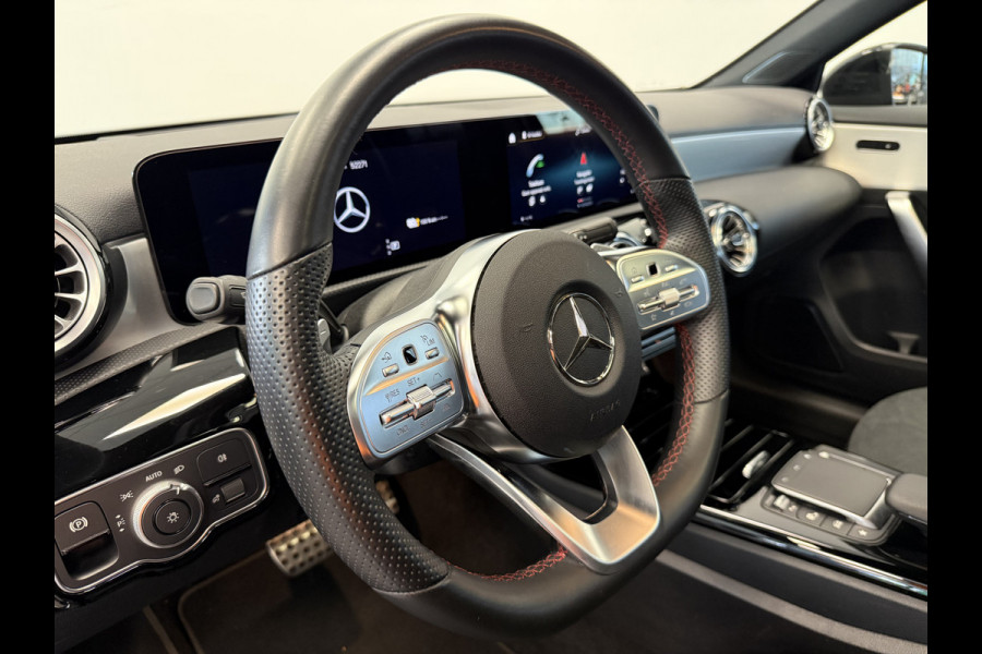Mercedes-Benz A-Klasse 250 e AMG Line ACC PDC 360' camera Panoramadak Head-Up !! 2e Pinksterdag zijn wij geopend van 12.00 tot 17.00u !!
