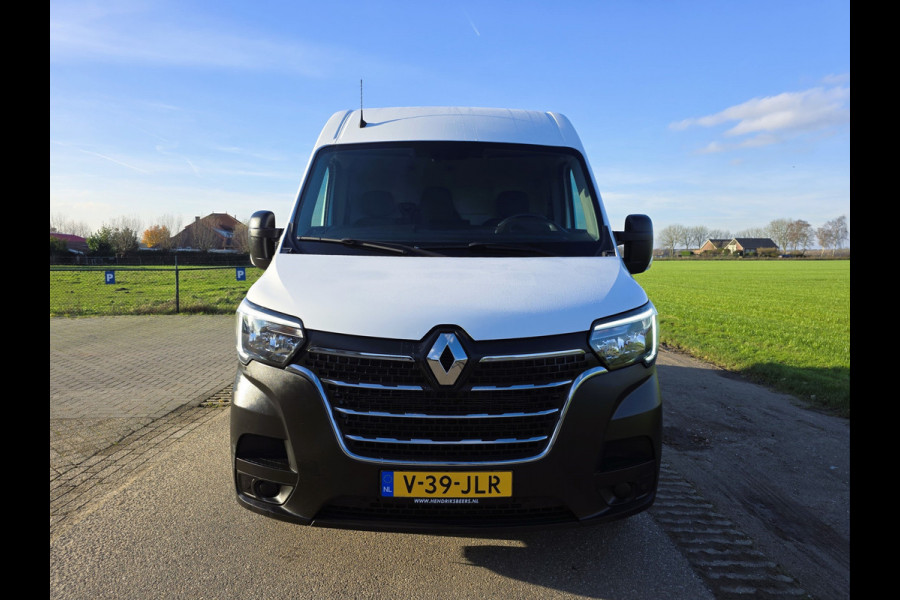 Renault Master T35 2.3 dCi L2 H2 - 150 Pk - Euro 6 - Navi - ParkeerCamera