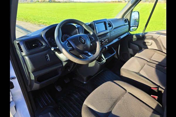 Renault Master T35 2.3 dCi L2 H2 - 150 Pk - Euro 6 - Navi - ParkeerCamera