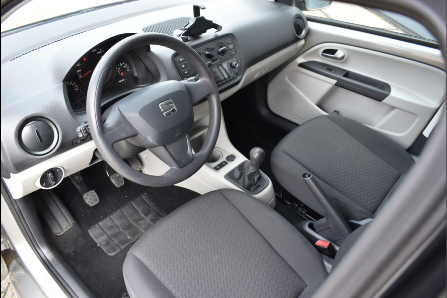 Seat Mii 1.0 Style Intense NL-Auto 35 Dkm Stoelverwarming PDC