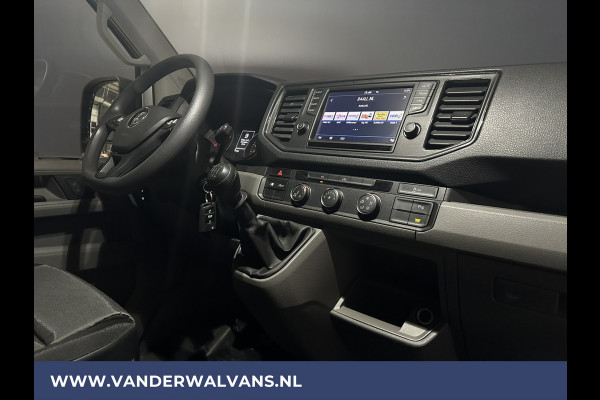 Volkswagen Crafter 2.0 TDI 140pk L3H3 L2H2 Euro6 Airco | Cruisecontrol | Camera | Apple Carplay Android Auto, Parkeersensoren, Bijrijdersbank, 3000kg Trekvermogen, zilver