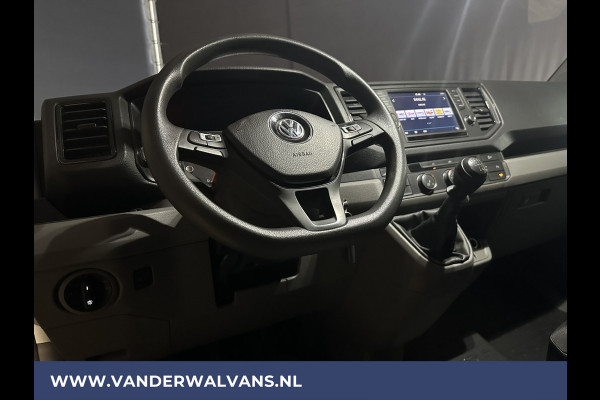 Volkswagen Crafter 2.0 TDI 140pk L3H3 L2H2 Euro6 Airco | Cruisecontrol | Camera | Apple Carplay Android Auto, Parkeersensoren, Bijrijdersbank, 3000kg Trekvermogen, zilver