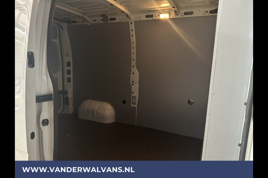 Opel Movano 2.3 CDTI 146pk L2H2 Euro6 # Airco | Imperiaal | Navigatie | Camera | 2500kg trekhaak | Cruisecontrol Parkeersensoren, Trap, Bijrijdersbank