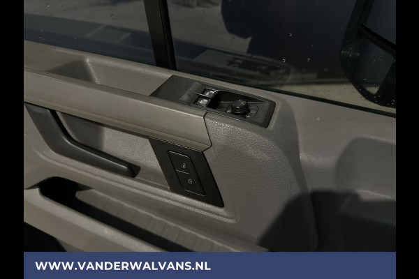 Volkswagen Crafter 2.0 TDI 140pk L3H2 L2H1 Euro6 # Airco | Cruisecontrol | Bijrijdersbank 3000kg trekvermogen