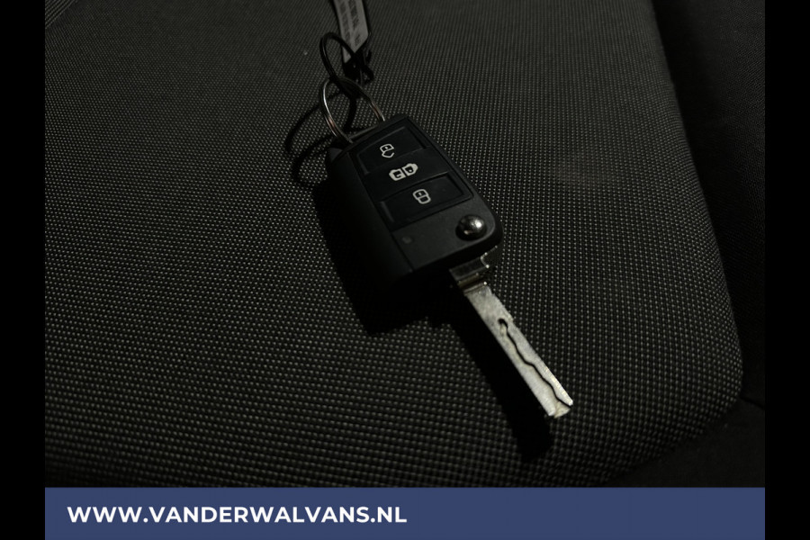 Volkswagen Crafter 2.0 TDI 140pk L3H2 L2H1 Euro6 # Airco | Cruisecontrol | Bijrijdersbank 3000kg trekvermogen