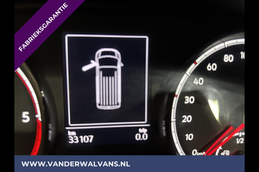 Volkswagen Transporter 2.0 TDI L2H1 Fabrieksgarantie Euro6 # Airco | Apple Carplay | Trekhaak | Cruisecontrol Android Auto, Parkeersensoren, Sidebars, Bijrijdersbank