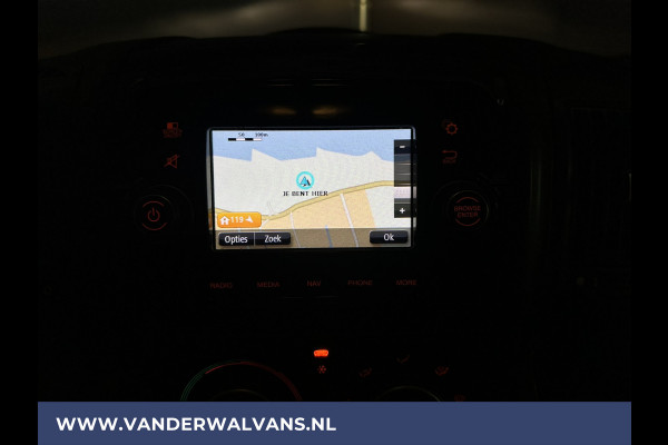 Peugeot Boxer 2.2 BlueHDi 140pk L2H2 Euro6 Airco | Camera | Navigatie | 2500kg Trekhaak Cruisecontrol, Parkeersensoren, Bijrijdersbank