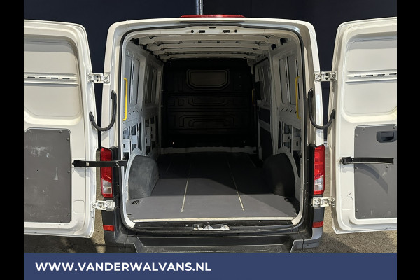 Volkswagen Crafter 2.0 TDI 140 pk L3H2 L2H1 Euro6 ** Airco | Apple Carplay | Cruisecontrol | Andoid Auto | Parkeersensoren, Stoelverwarming, Bijrijdersbank, 3000kg trekvermogen
