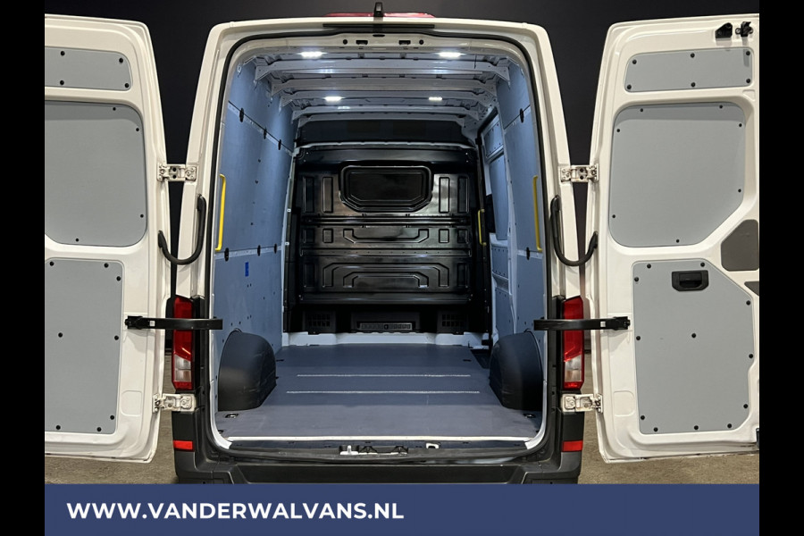 Volkswagen Crafter 2.0 TDI 140 pk L3H3 L2H2 Euro6 Airco | Camera | Navigatie | Apple Carplay Android Auto, Parkeersensoren, 3000kg trekvermogen