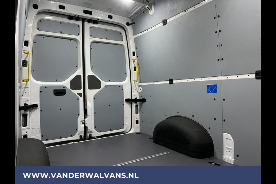 Volkswagen Crafter 2.0 TDI 140 pk L3H3 L2H2 Euro6 Airco | Camera | Navigatie | Apple Carplay Android Auto, Parkeersensoren, 3000kg trekvermogen
