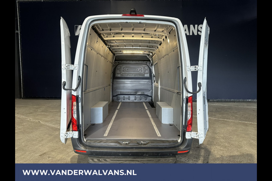 Mercedes-Benz Sprinter 315 CDI 150pk L3H2 Euro6 Airco | Navigatie | Camera | Apple Carplay Android Auto, cruisecontrol, Chauffeursstoel, Parkeersensoren, Stoelverwarming, Bijrijdersbank