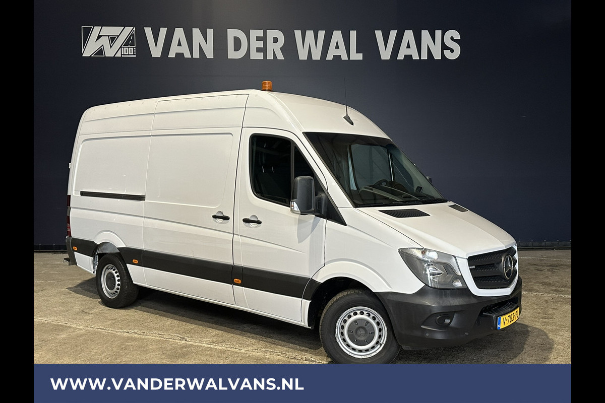 Mercedes-Benz Sprinter 316 CDI 163 pk L2H2 Euro6 Airco | 2800kg trekhaak | Cruisecontrol | Parkeersensoren Mercedes-Benz Sprinter 316 CDI 163 pk L2H2 Euro6 Airco | 2800kg trekhaak | Cruisecontrol | Parkeersensoren