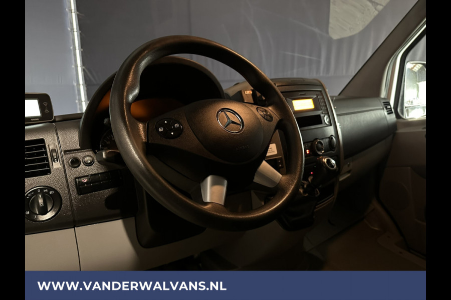 Mercedes-Benz Sprinter 316 CDI 163pk L2H2 Euro6 Airco | 2800kg trekhaak | Cruisecontrol | Parkeersensoren zijdeur