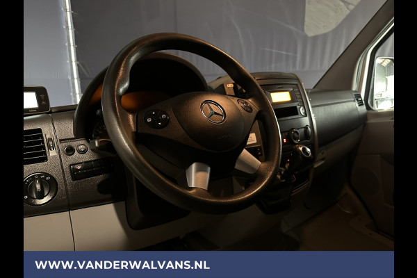 Mercedes-Benz Sprinter 316 CDI 163pk L2H2 Euro6 Airco | 2800kg trekhaak | Cruisecontrol | Parkeersensoren zijdeur
