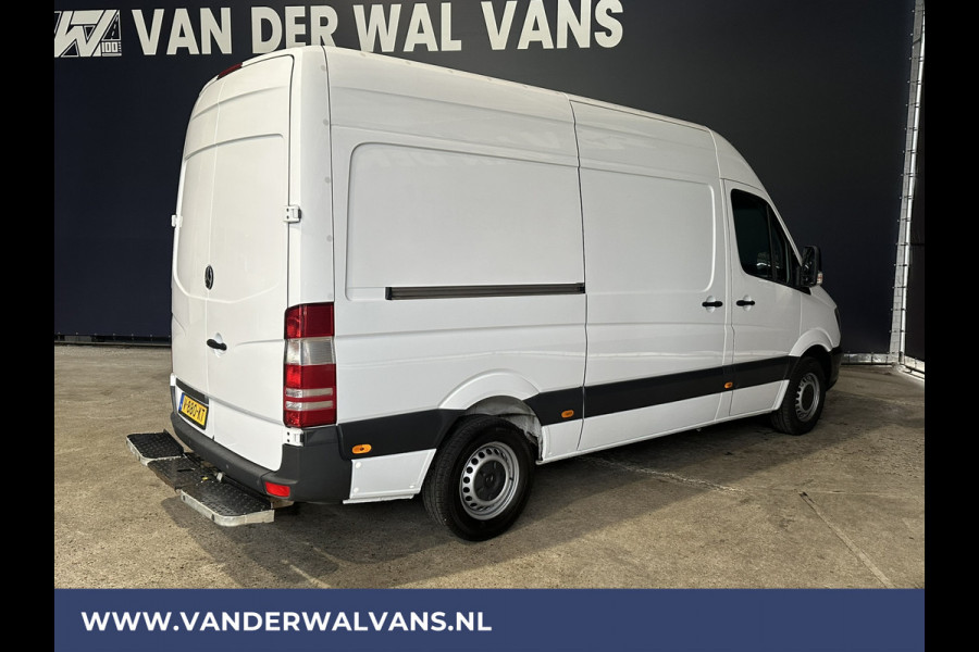 Mercedes-Benz Sprinter 316 CDI 163 pk L2H2 Euro6 Airco | 2800kg trekhaak | Cruisecontrol Parkeersensoren