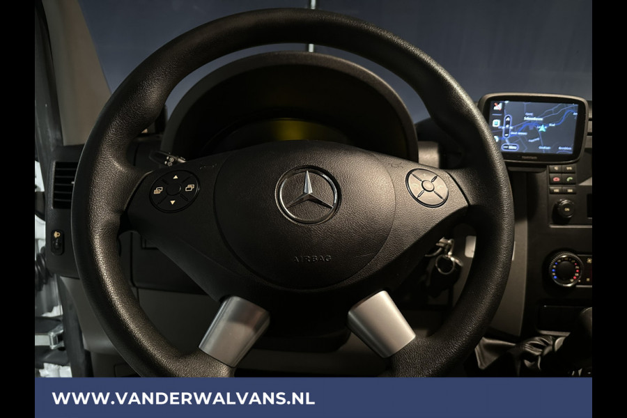 Mercedes-Benz Sprinter 316 CDI 163 pk L2H2 Euro6 Airco | 2800kg trekhaak | Cruisecontrol Parkeersensoren