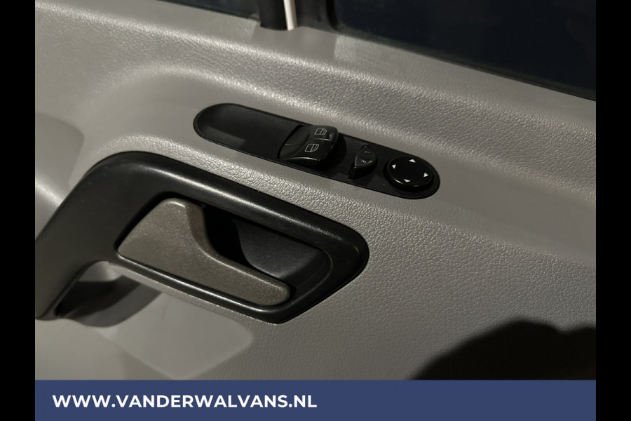Mercedes-Benz Sprinter 316 CDI 163 pk L2H2 Euro6 Airco | 2800kg trekhaak | Cruisecontrol Parkeersensoren