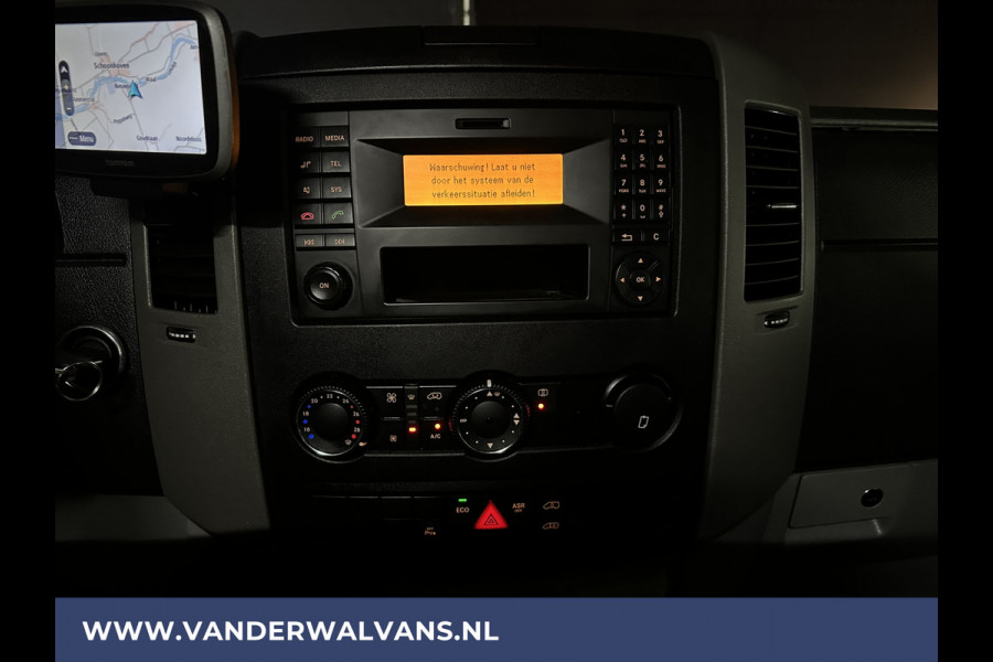 Mercedes-Benz Sprinter 316 CDI 163 pk L2H2 Euro6 Airco | 2800kg trekhaak | Navigatie | Cruisecontrol Parkeersensoren