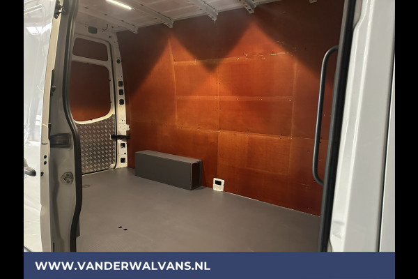 Mercedes-Benz Sprinter 316 CDI 163 pk L2H2 Euro6 Airco | 2800kg trekhaak | Navigatie | Cruisecontrol Parkeersensoren