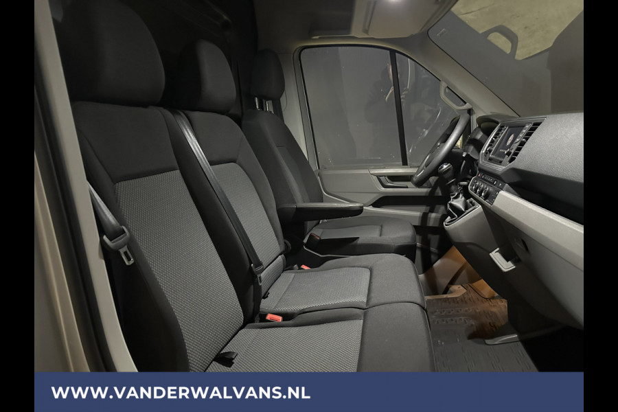 Volkswagen Crafter 2.0 TDI 141pk L3H3 L2H2 Euro6 Airco | Camera | Apple Carplay | Android Auto Parkeersensoren, Bijrijdersbank, zilver