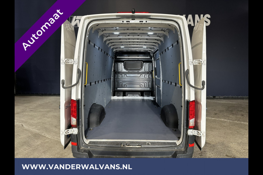 Volkswagen Crafter 2.0 TDI 141pk Automaat L4H3 L3H2 Euro6 Airco | Camera | Apple Carplay | Cruisecontrol Android Auto, Stoelverwarming, Bijrijdersbank, 3000kg trekvermogen