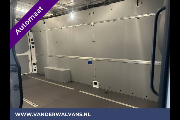 Mercedes-Benz Sprinter 317 CDI 170pk 9G-Tronic Automaat L3H2 3500kg Trekhaak Euro6 Airco | Camera Apple Carplay, Android Auto, Cruisecontrol, Parkeersensoren, Stoelverwarming, Chauffeursstoel, Bijrijdersbank
