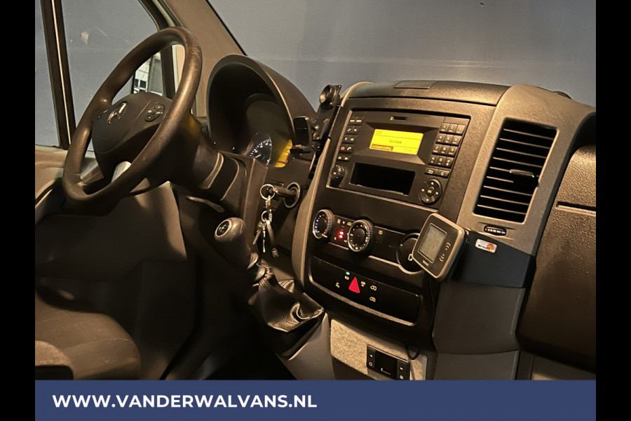 Mercedes-Benz Sprinter 316 CDI 163pk L2H2 Euro6 Airco | Cruisecontrol | 2800kg Trekhaak Parkeersensoren