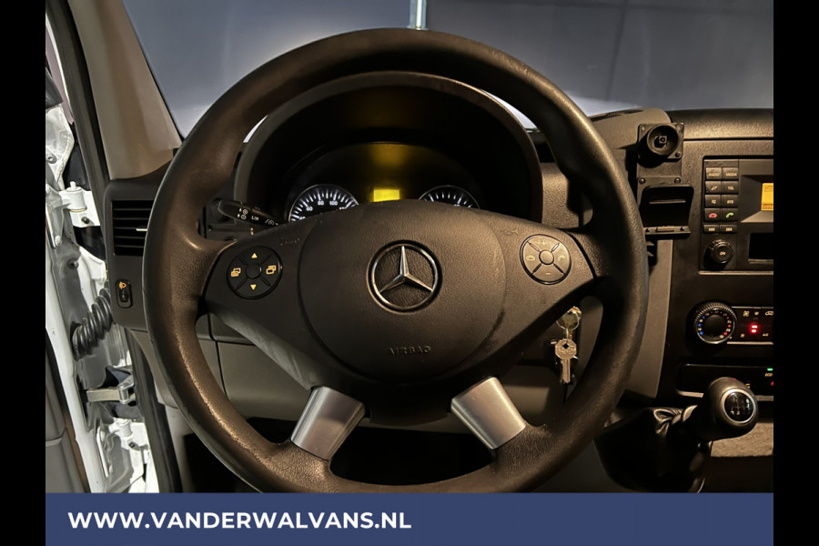 Mercedes-Benz Sprinter 316 CDI 163pk L2H2 Euro6 Airco | Cruisecontrol | 2800kg Trekhaak Parkeersensoren