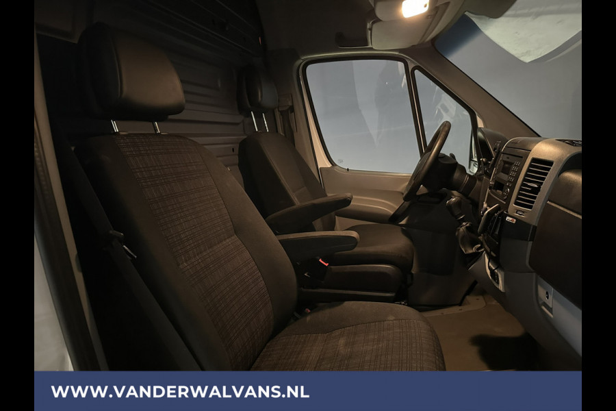 Mercedes-Benz Sprinter 316 CDI 163pk L2H2 Euro6 Airco | Cruisecontrol | 2800kg Trekhaak Parkeersensoren