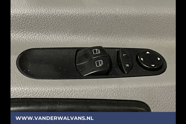 Mercedes-Benz Sprinter 316 CDI 163pk L2H2 Euro6 Airco | Cruisecontrol | 2800kg Trekhaak Parkeersensoren