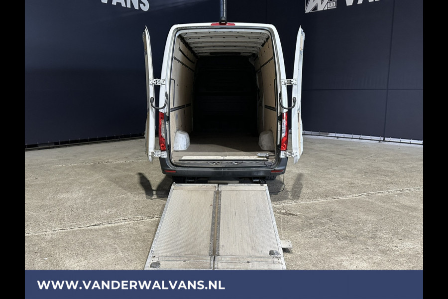 Mercedes-Benz Sprinter 316 CDI 163 pk L3H2 *Laadklep* Euro6 Airco | Camera | Navigatie | Apple Carplay Android Auto, Stoelverwarming, Bijrijdersbank